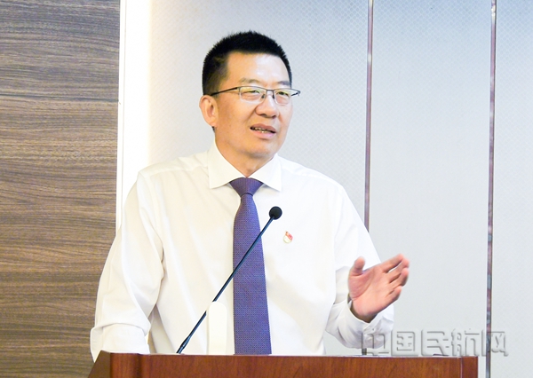 厦航党委书记、董事长赵东讲话3.jpg